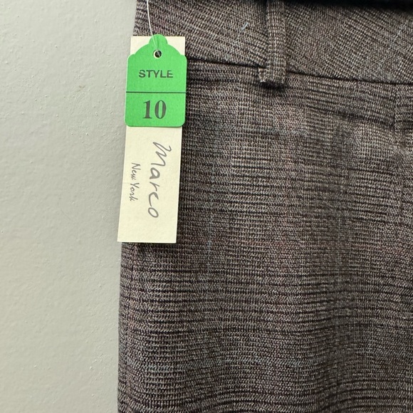 Women’s Cropped Dress Pants - Picture 3 of 7